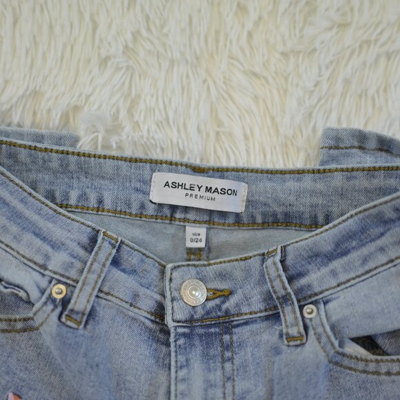 Ashley Mason Premium Jeans Boot Cut With Pink Flowers Juniors Size 0/24 - Picture 3 of 5